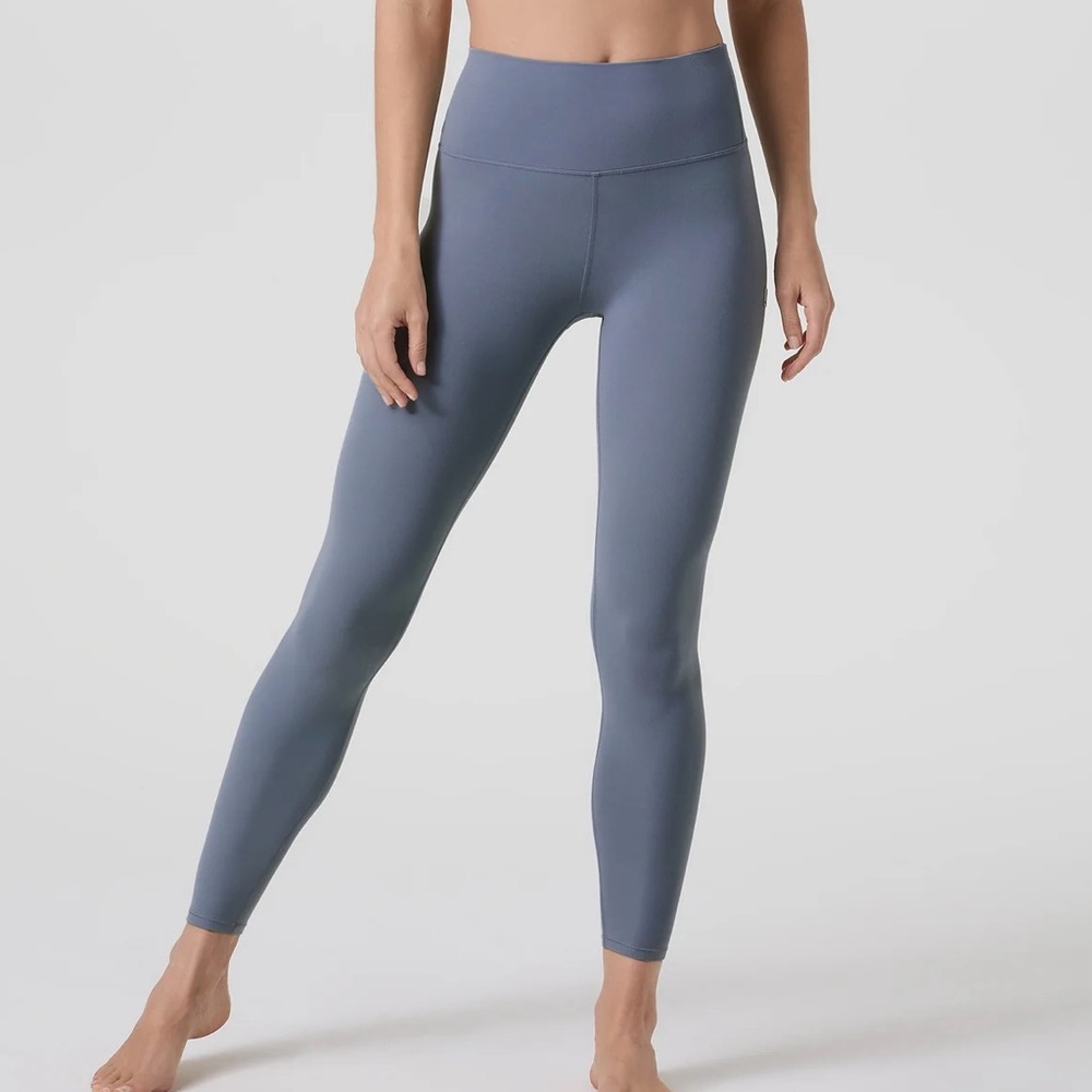 Vuori AllTheFeels Legging | Blue Heron